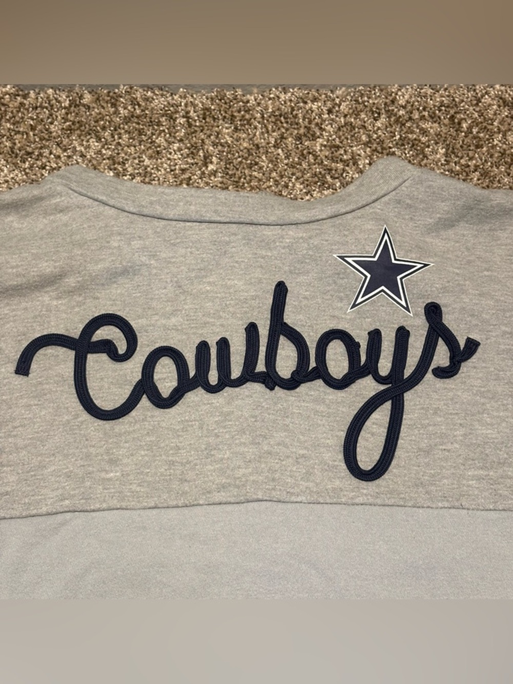 Dallas Cowboys Women’s Medium Colorblock Crewneck Sweatshirt - Navy & Gray - Picture 6 of 13